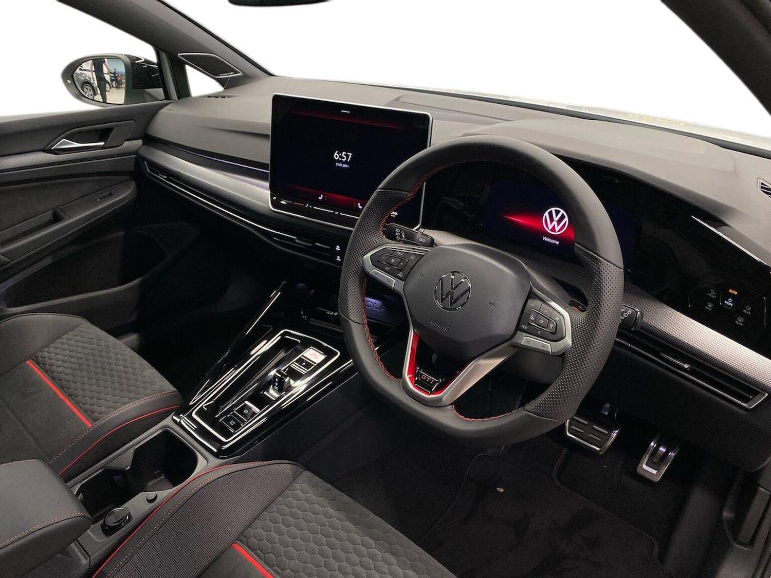 Used Volkswagen Golf 2025 for sale - 76070267: Photo 15