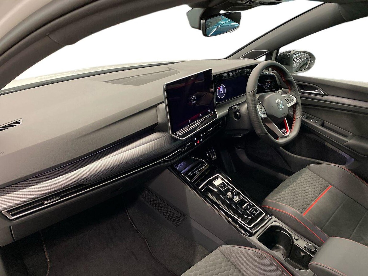 Used Volkswagen Golf 2025 for sale - 76070267: Photo 7