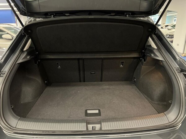 Used Volkswagen T-Roc 2023 for sale - 75994996: Photo 17