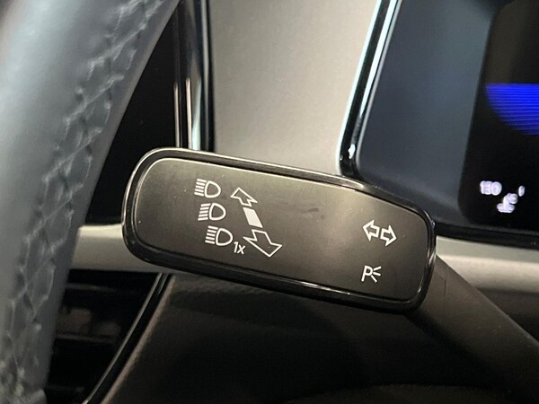 Used Volkswagen T-Roc 2023 for sale - 75994996: Photo 27