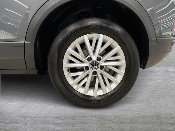 Used Volkswagen T-Roc 2023 for sale - 75994996: Photo 6