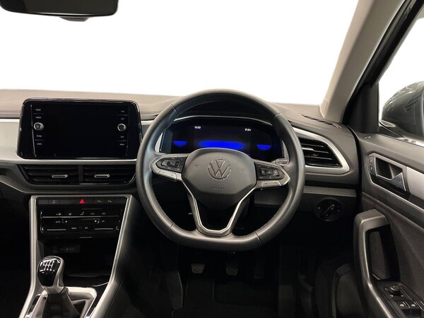 Used Volkswagen T-Roc 2023 for sale - 75994996: Photo 9