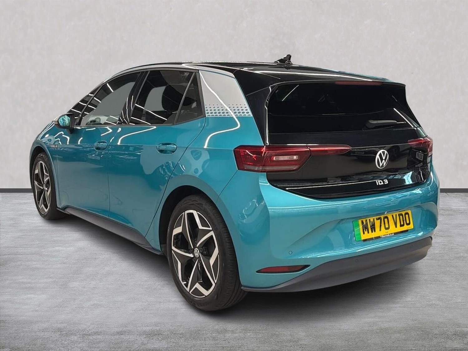 Used Volkswagen ID.3 2020 for sale - 76340601: Photo 2