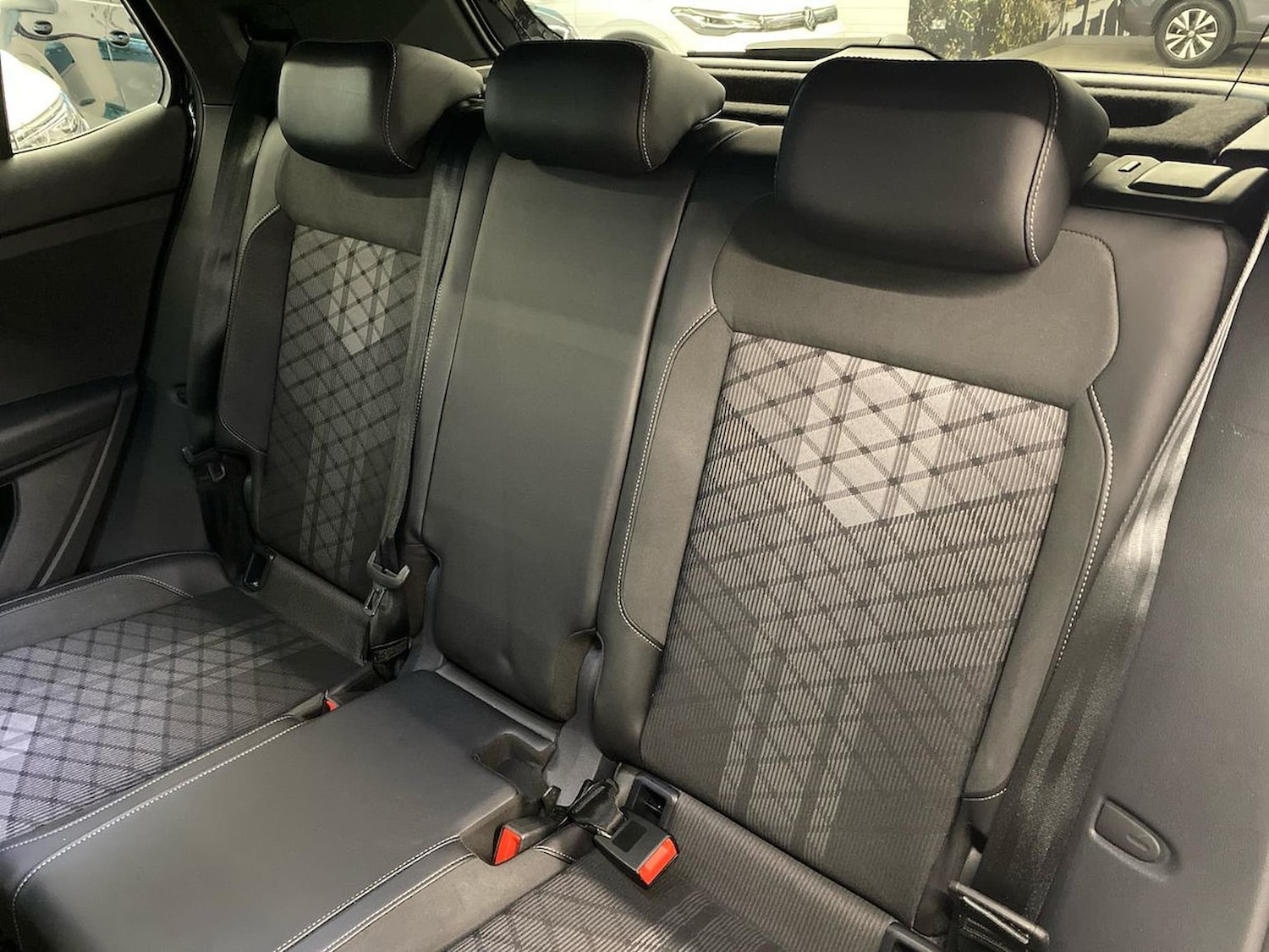 Used Volkswagen T-Cross 2024 for sale - 76807533: Photo 16