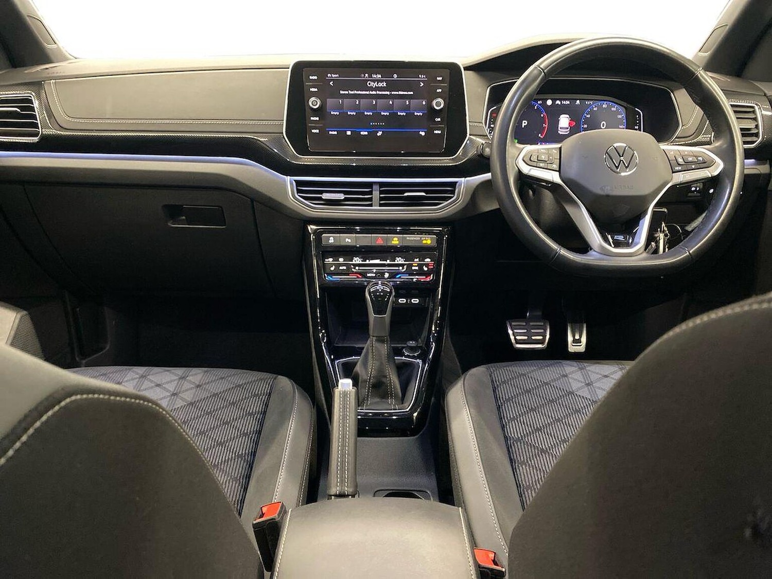 Used Volkswagen T-Cross 2024 for sale - 76807533: Photo 8