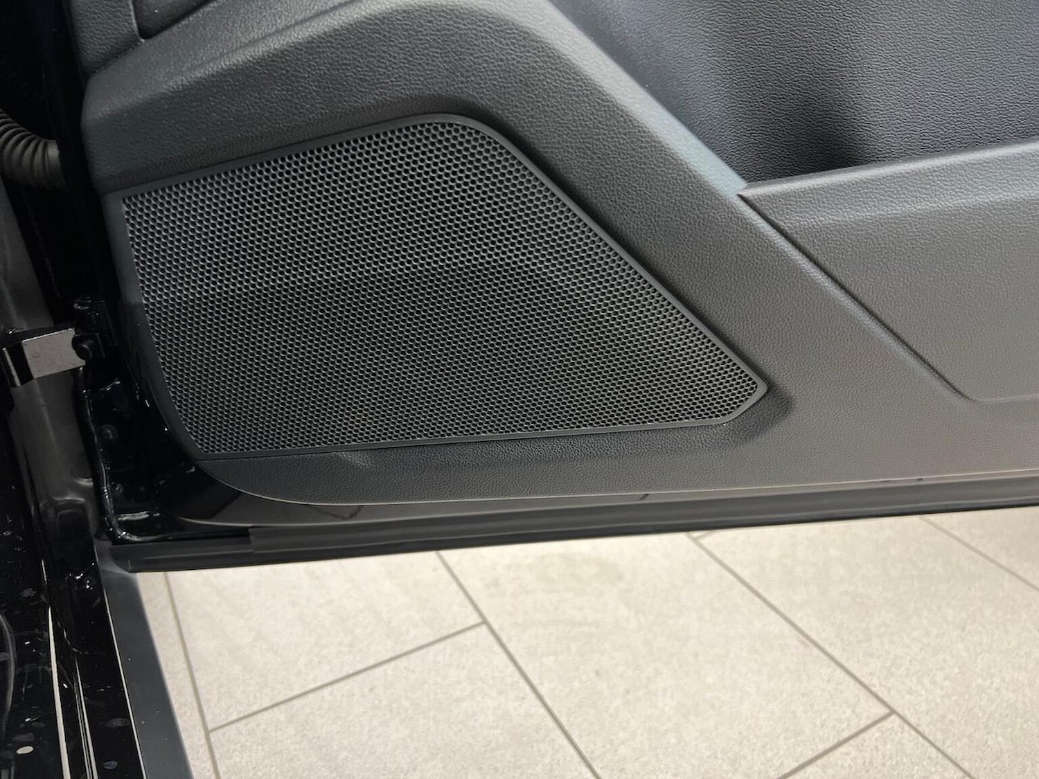 Used Volkswagen T-Roc 2022 for sale - 76605598: Photo 28