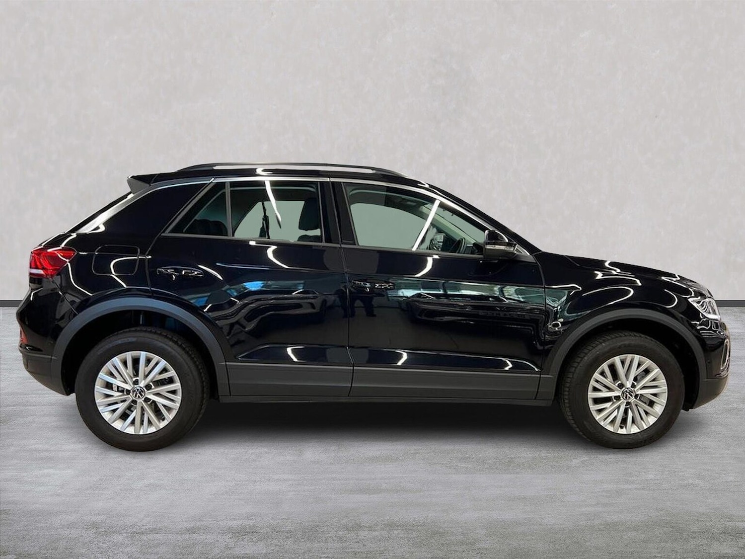 Used Volkswagen T-Roc 2022 for sale - 76605598: Photo 3