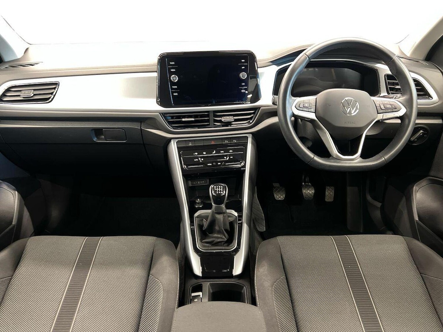 Used Volkswagen T-Roc 2022 for sale - 76605598: Photo 8