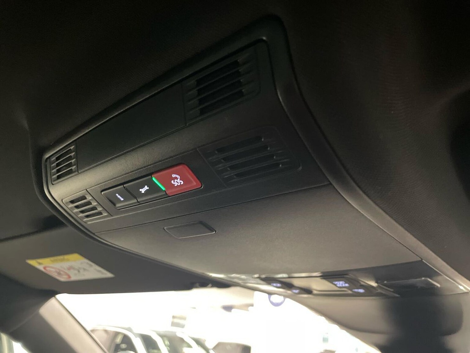 Used Volkswagen Tiguan 2023 for sale - 76860060: Photo 14