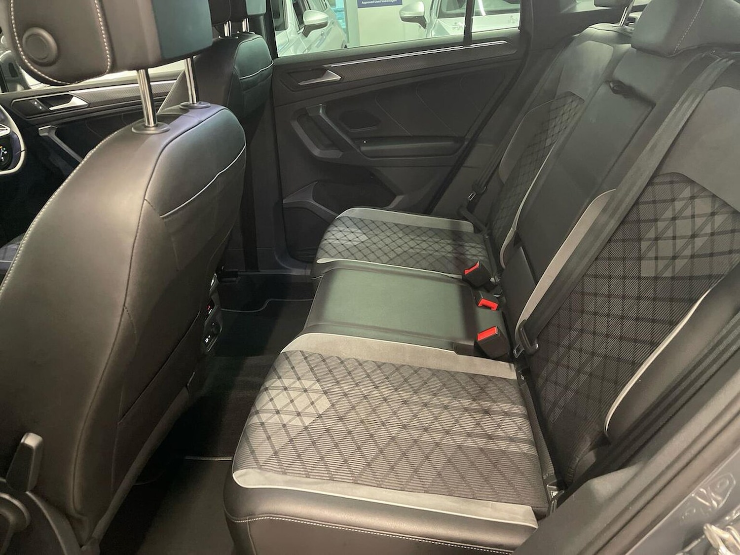 Used Volkswagen Tiguan 2023 for sale - 76860060: Photo 16