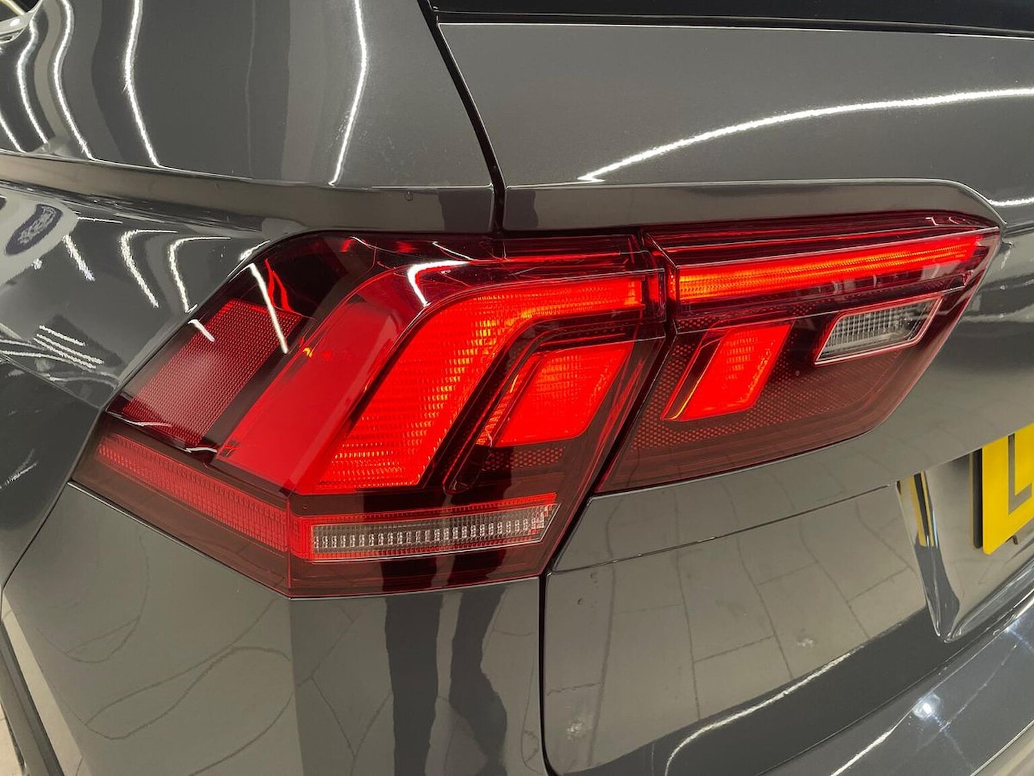 Used Volkswagen Tiguan 2023 for sale - 76860060: Photo 30