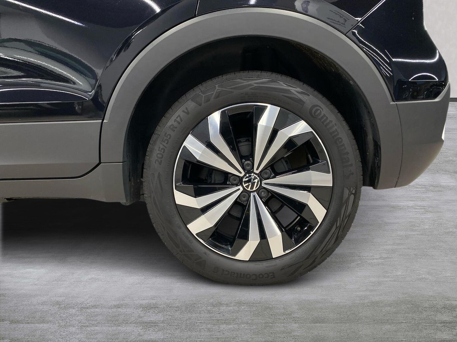 Used Volkswagen T-Cross 2025 for sale - 76638872: Photo 6