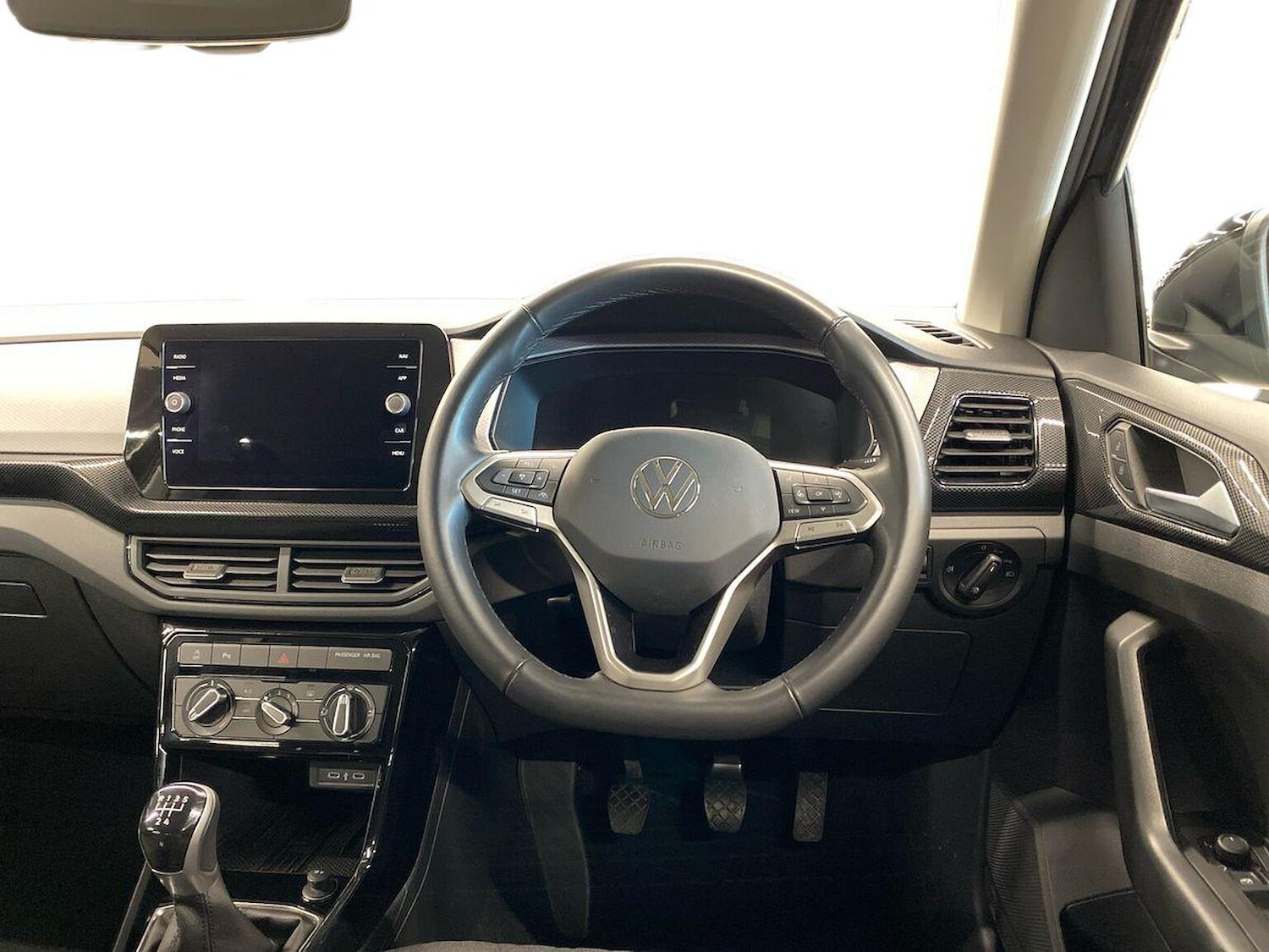 Used Volkswagen T-Cross 2025 for sale - 76638872: Photo 9