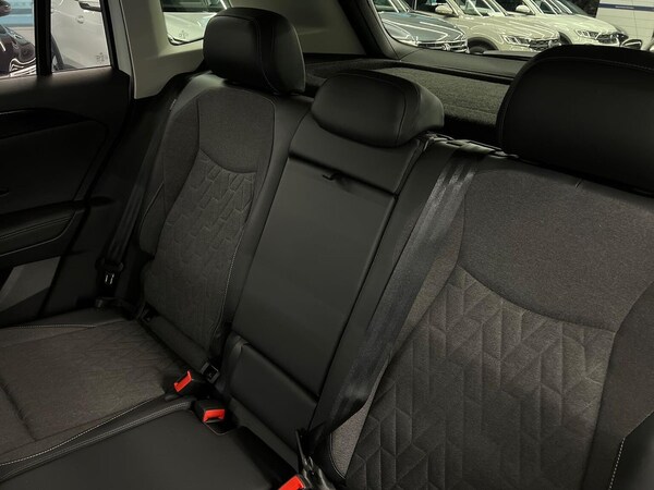 Used Volkswagen Tiguan 2025 for sale - 76299341: Photo 16