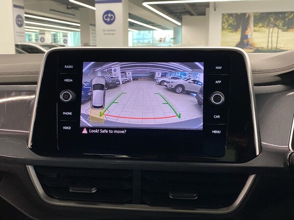 Used Volkswagen T-Roc 2022 for sale - 76134192: Photo 22