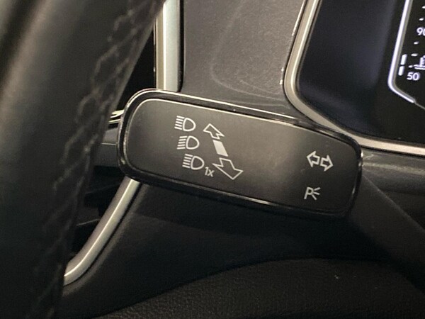 Used Volkswagen T-Roc 2022 for sale - 76134192: Photo 28