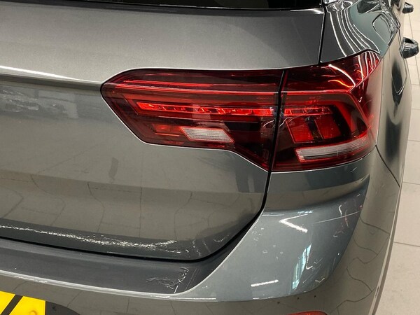 Used Volkswagen T-Roc 2022 for sale - 76134192: Photo 31
