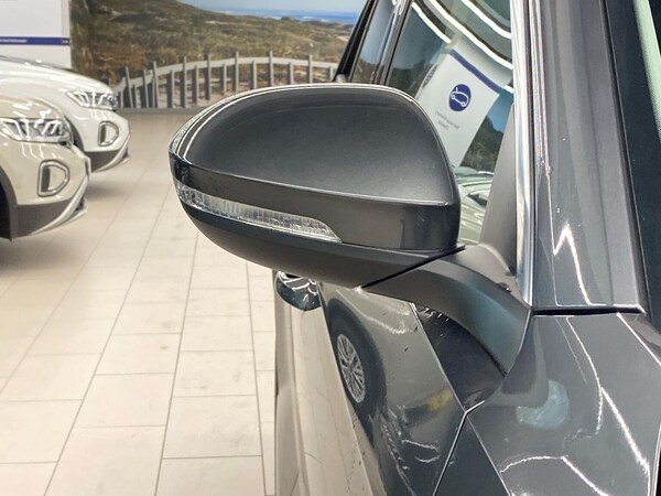 Used Volkswagen T-Roc 2022 for sale - 76134192: Photo 32
