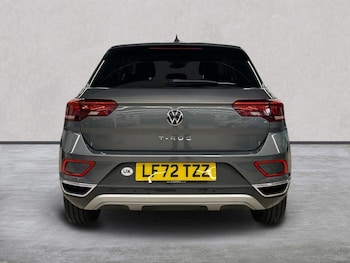 Used Volkswagen T-Roc 2022 for sale - 76134192: Photo 4