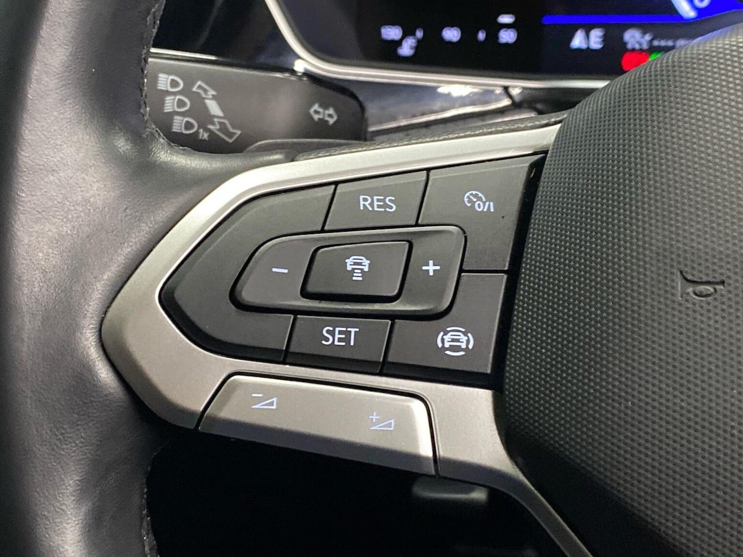 Used Volkswagen T-Cross 2023 for sale - 76273531: Photo 26