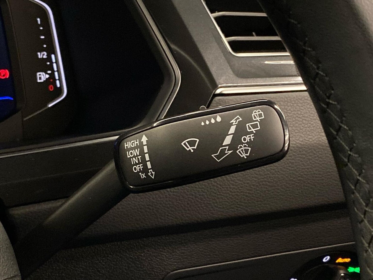 Used Volkswagen Tiguan 2024 for sale - 76785269: Photo 27