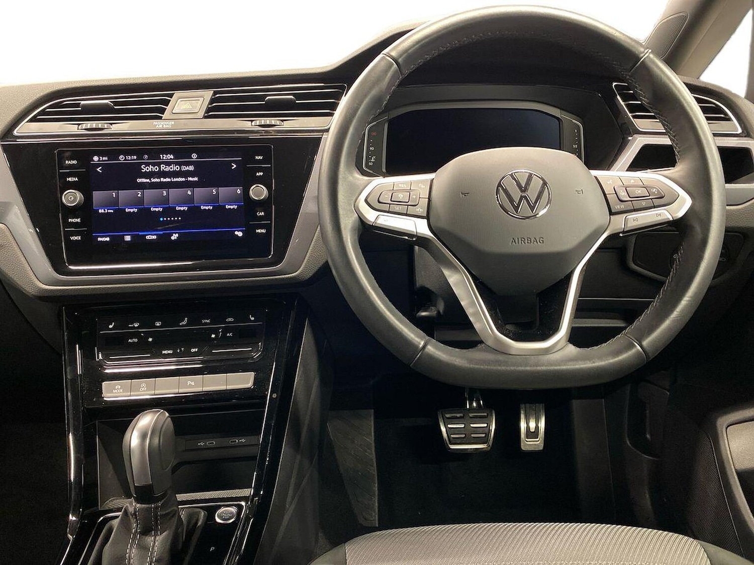 Used Volkswagen Touran 2024 for sale - 76963563: Photo 10