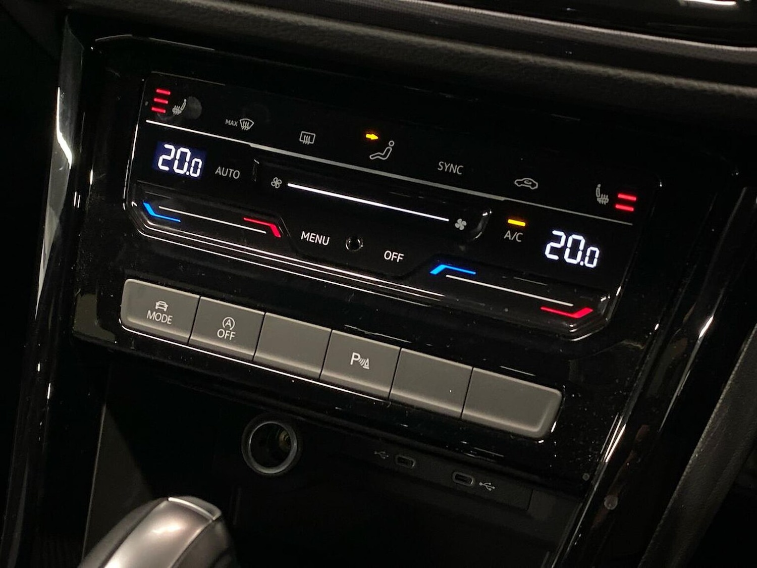 Used Volkswagen Touran 2024 for sale - 76963563: Photo 13