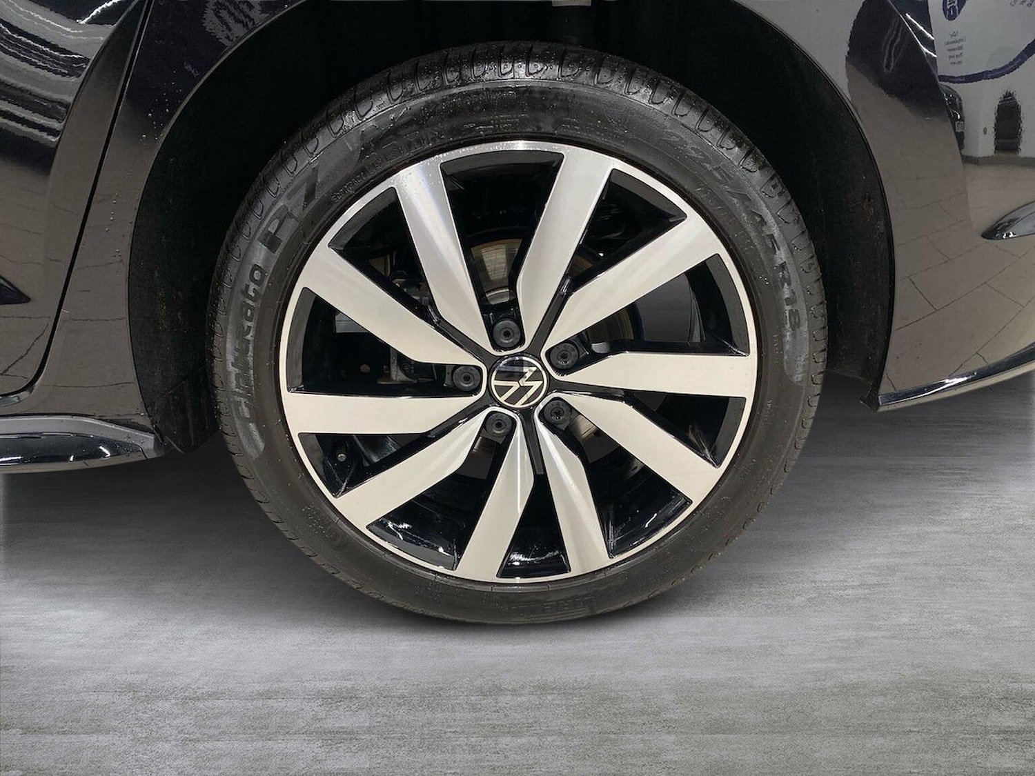 Used Volkswagen Touran 2024 for sale - 76963563: Photo 7