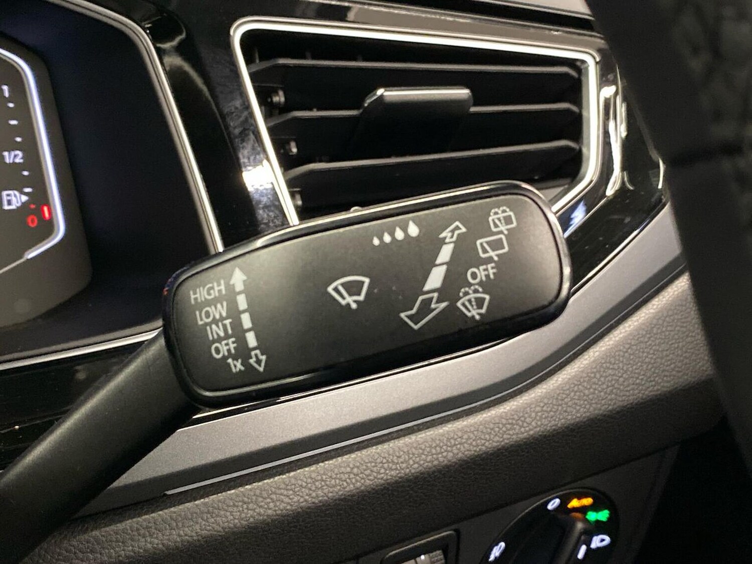 Used Volkswagen Polo 2025 for sale - 77797005: Photo 28