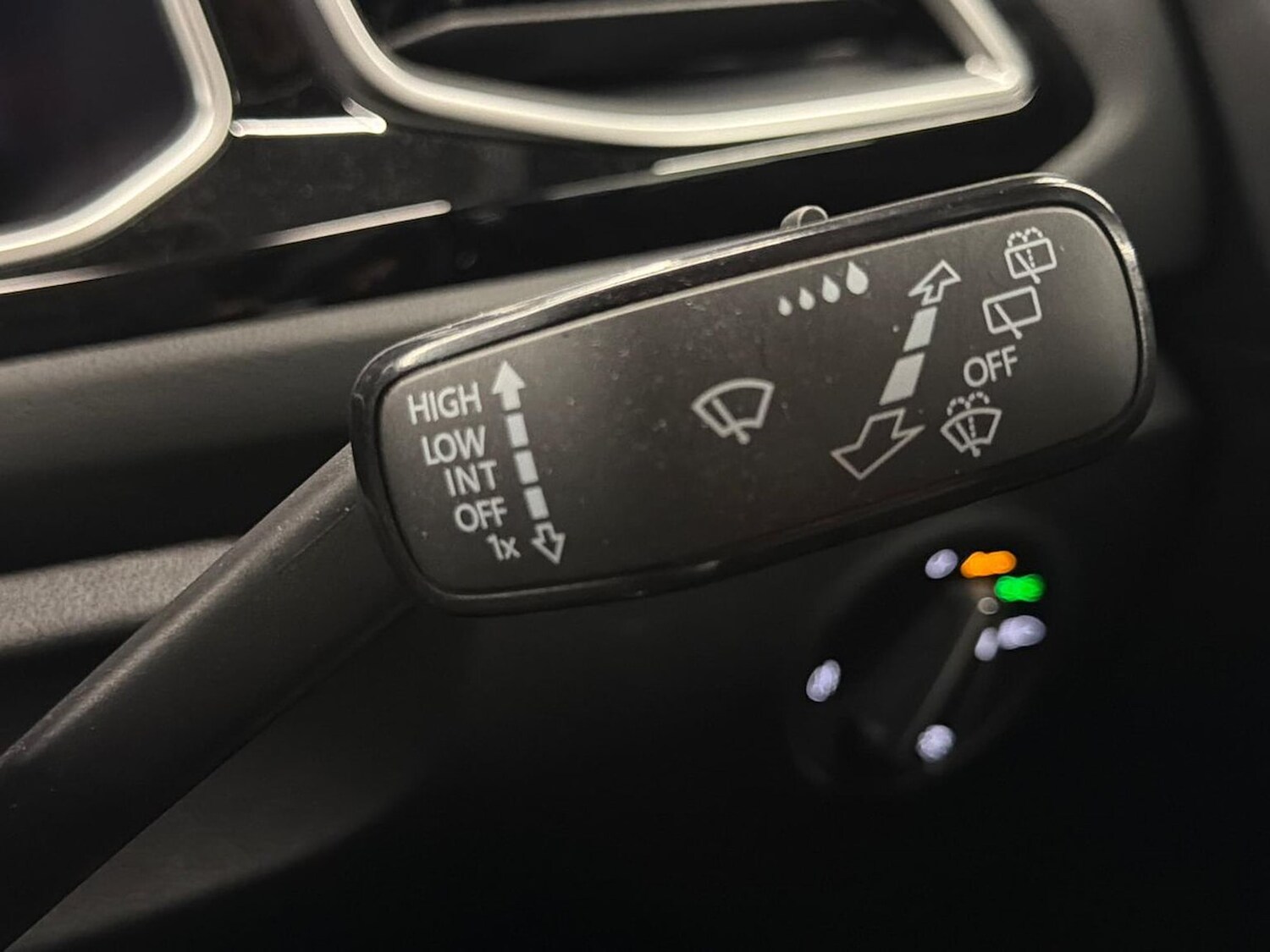 Used Volkswagen T-Roc 2023 for sale - 77487869: Photo 28