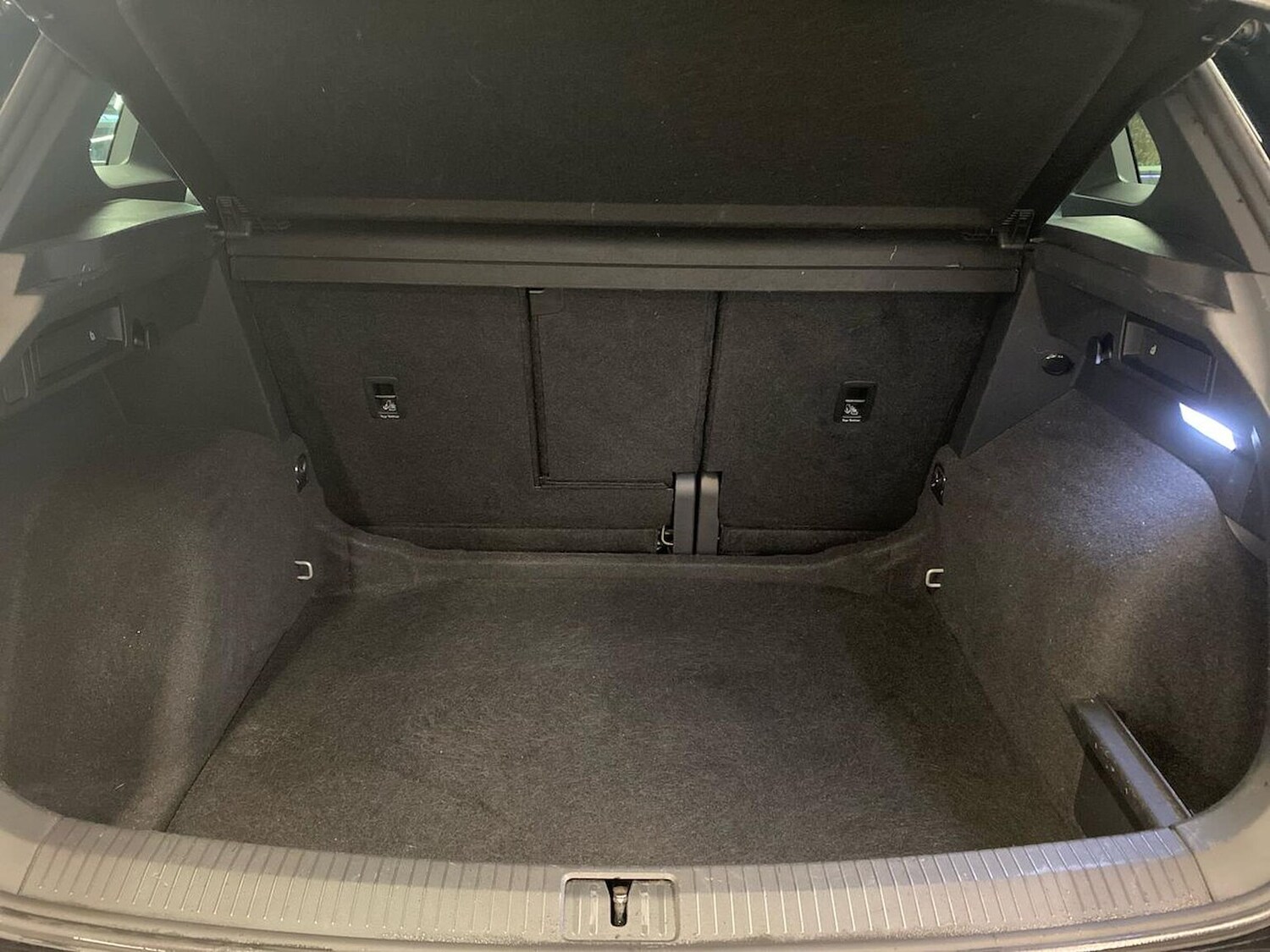 Used Volkswagen Tiguan 2021 for sale - 78194837: Photo 17