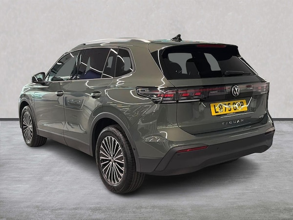 Used Volkswagen Tiguan 2025 for sale - 76225020: Photo 2