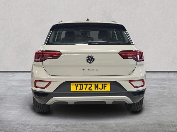 Used Volkswagen T-Roc 2022 for sale - 76114353: Photo 4