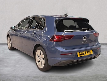 Used Volkswagen Golf 2024 for sale - 76129026: Photo 2