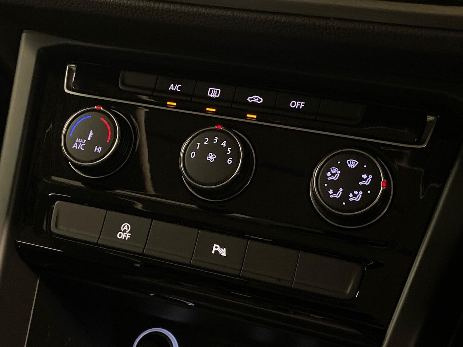 Used Volkswagen Touran 2021 for sale - 76583239: Photo 12