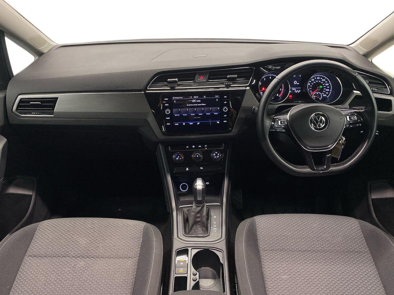 Used Volkswagen Touran 2021 for sale - 76583239: Photo 8