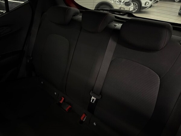 Used Hyundai i10 2021 for sale - 76182437: Photo 16