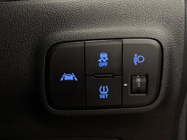 Used Hyundai i10 2021 for sale - 76182437: Photo 22