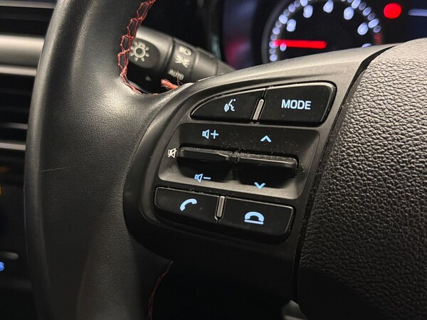 Used Hyundai i10 2021 for sale - 76182437: Photo 26