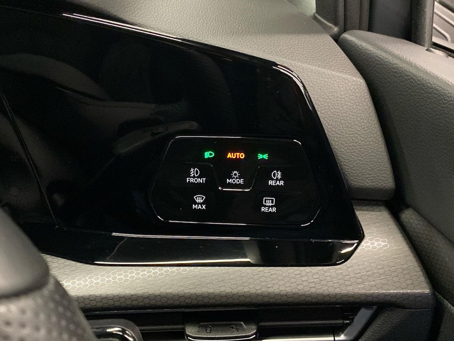 Used Volkswagen Golf 2022 for sale - 76605597: Photo 25