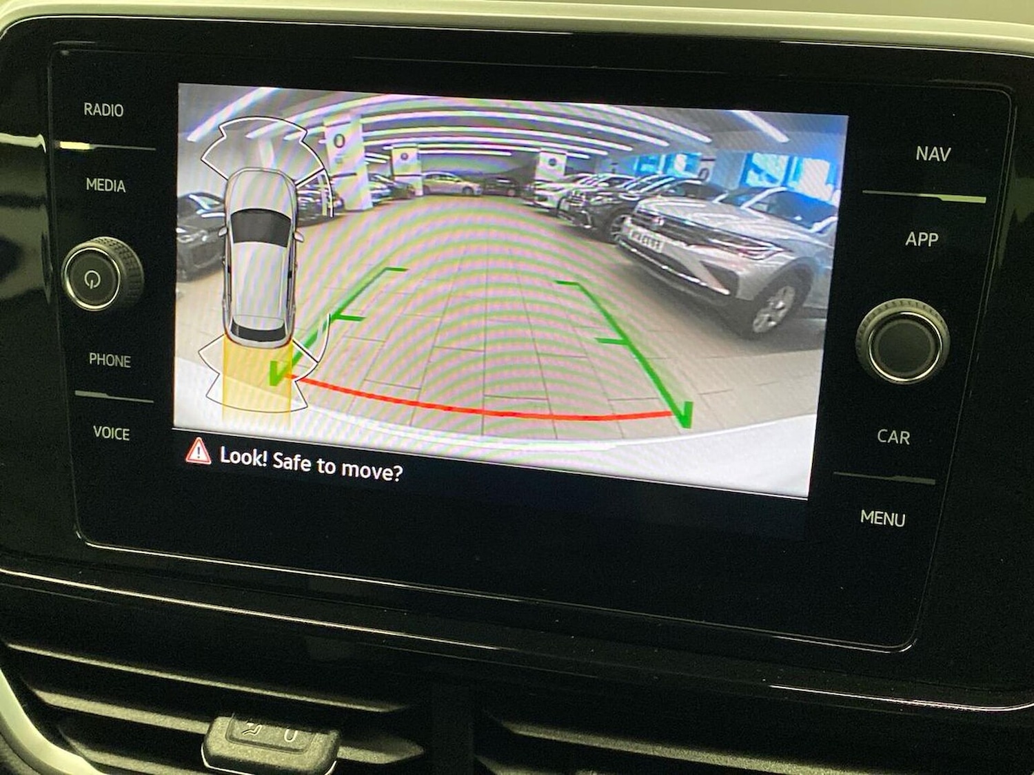 Used Volkswagen T-Roc 2025 for sale - 77796996: Photo 23