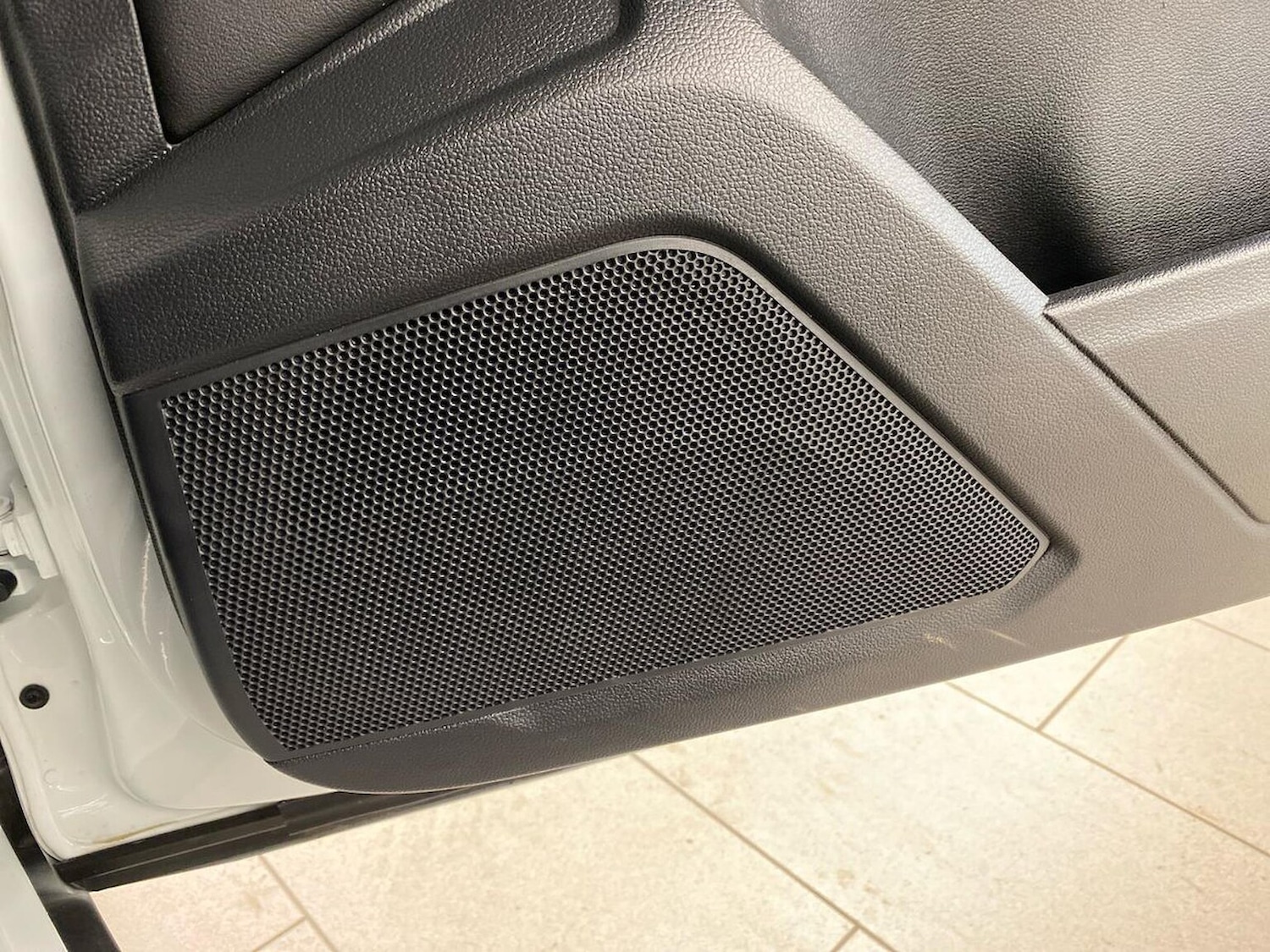 Used Volkswagen T-Roc 2025 for sale - 77796996: Photo 30