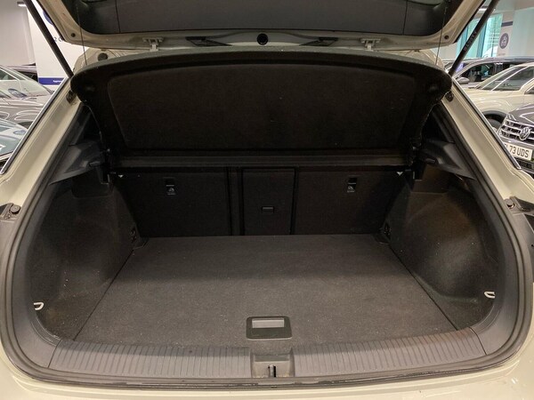 Used Volkswagen T-Roc 2022 for sale - 75956197: Photo 17