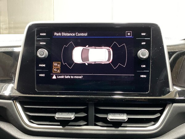 Used Volkswagen T-Roc 2022 for sale - 75956197: Photo 22