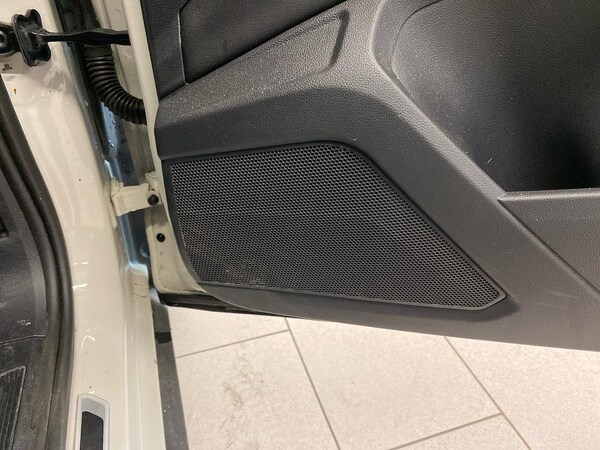 Used Volkswagen T-Roc 2022 for sale - 75956197: Photo 29