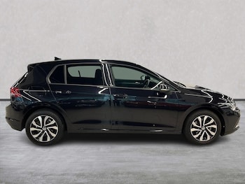 Used Volkswagen Golf 2022 for sale - 75750121: Photo
