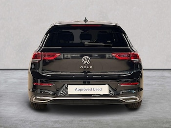 Used Volkswagen Golf 2022 for sale - 75750121: Photo