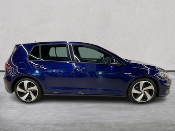 Used Volkswagen Golf 2017 for sale - 78655750: Photo