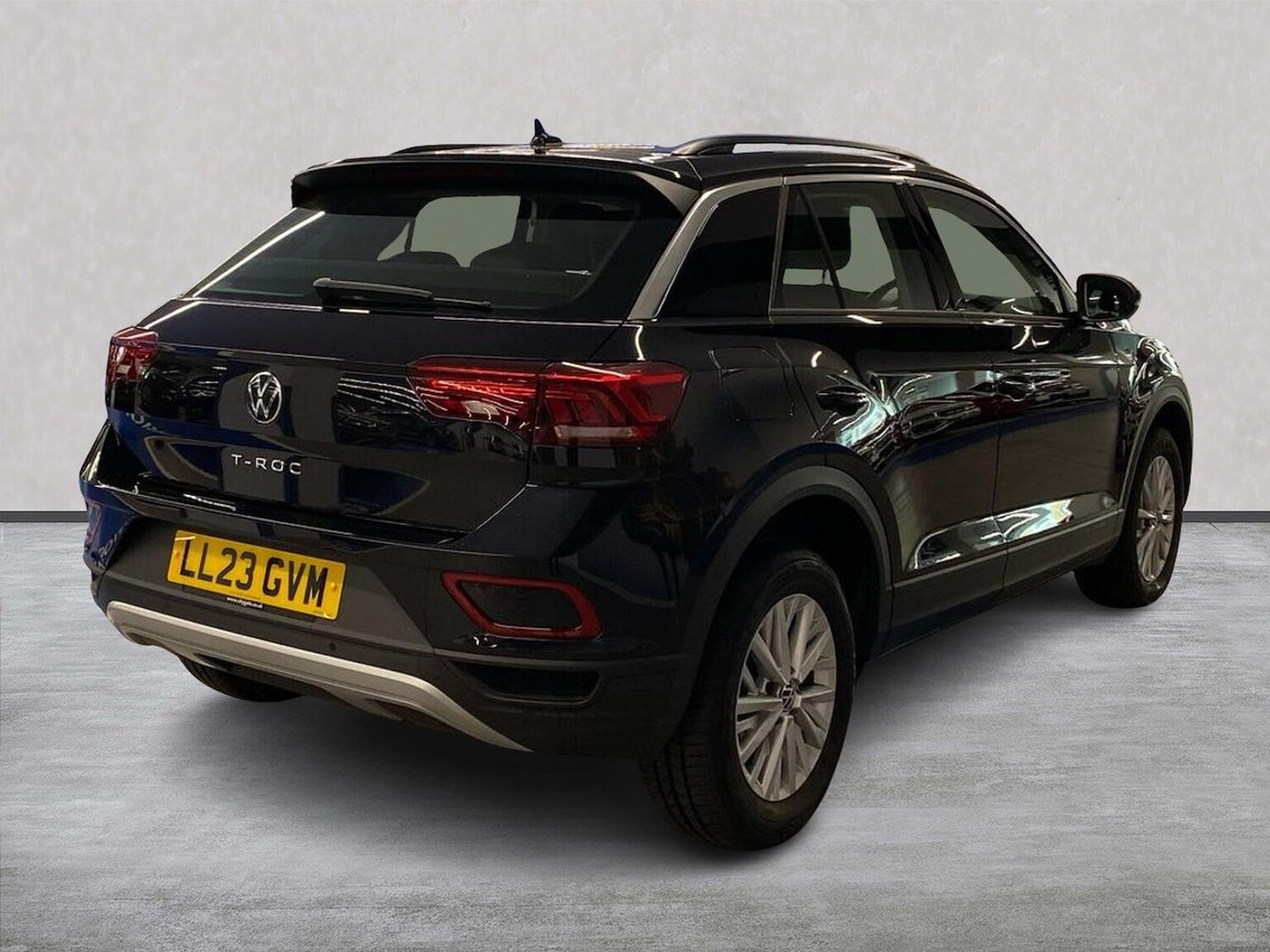 Used Volkswagen T-Roc 2023 for sale - 76541884: Photo 18