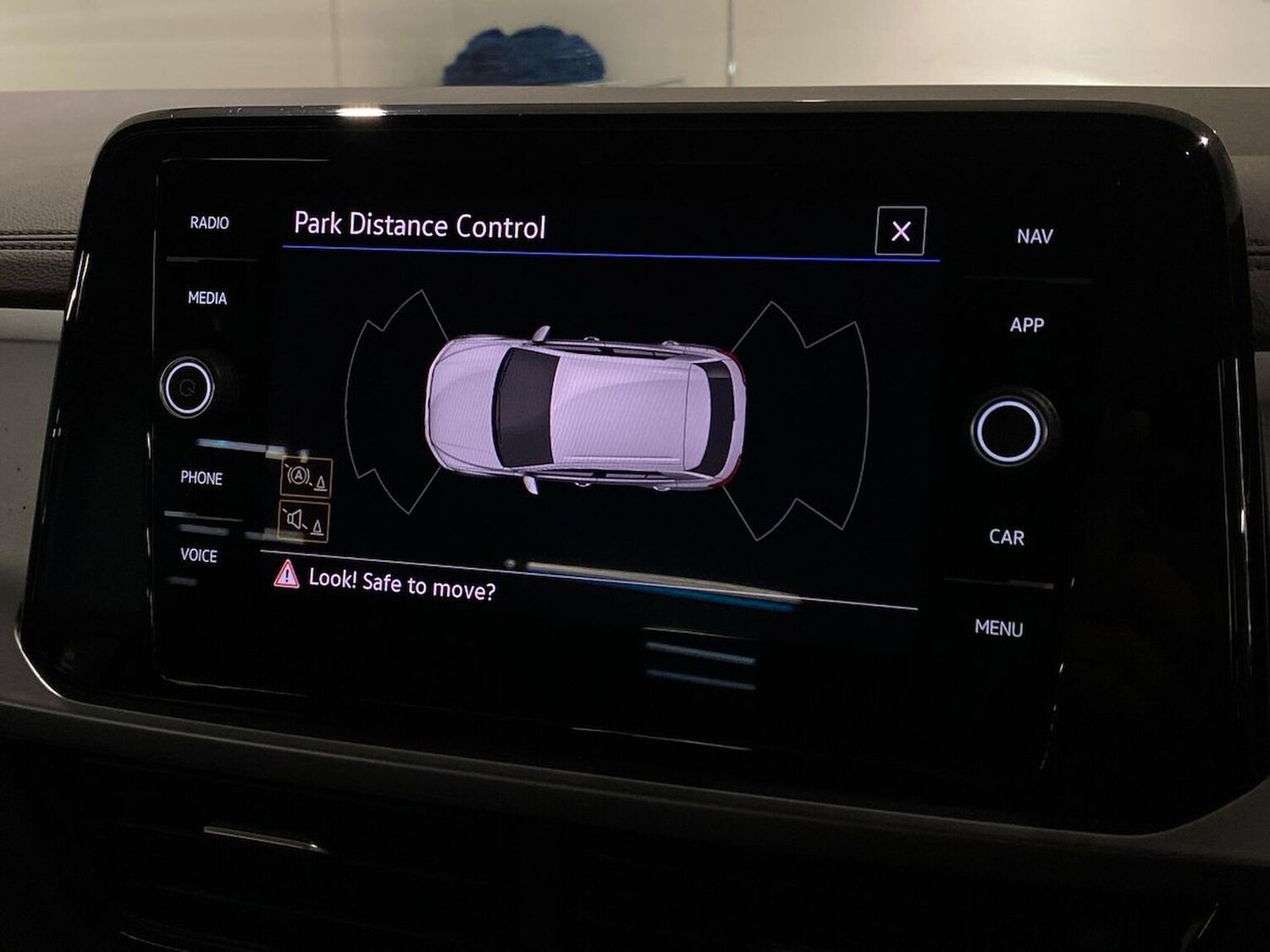 Used Volkswagen T-Roc 2023 for sale - 76541884: Photo 23